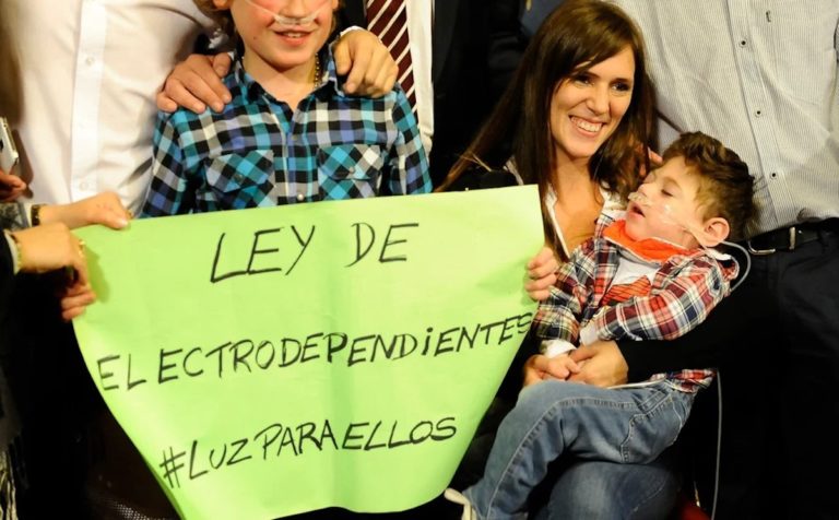 Promulgan la Ley del Día de Electrodependientes por cuestiones de salud