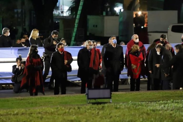 “Alberto no sos bienvenido”: fuertes protestas en Salta, en rechazo a la visita del Presidente