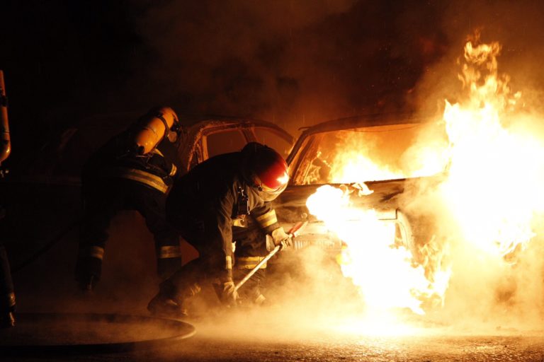 Lo dan todo sin pedir nada a cambio: los Bomberos Voluntarios celebran hoy su día