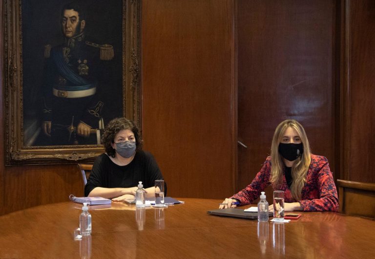 Durante el fin de semana partirán dos vuelos a Moscú en busca del componente 1 y 2 de la vacuna Sputnik V