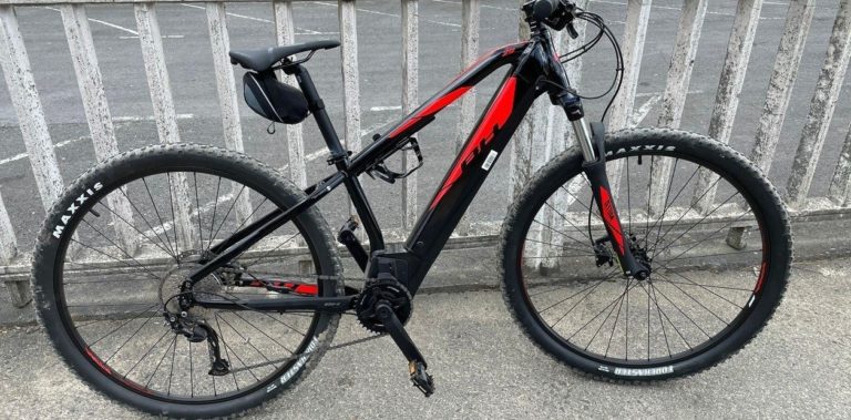 Sólo en Japón: dejó su bicicleta pinchada en un parque y, en lugar de robársela, se la arreglaron