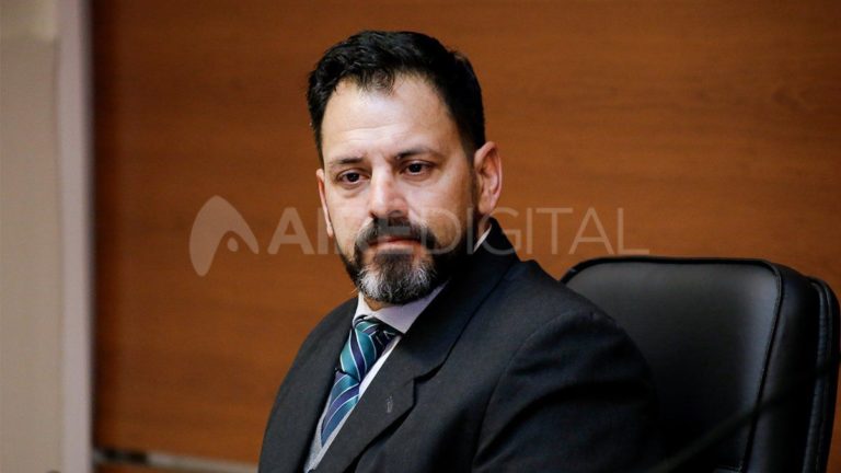 Un juez liberó a un acusado de violación porque “usó preservativo”