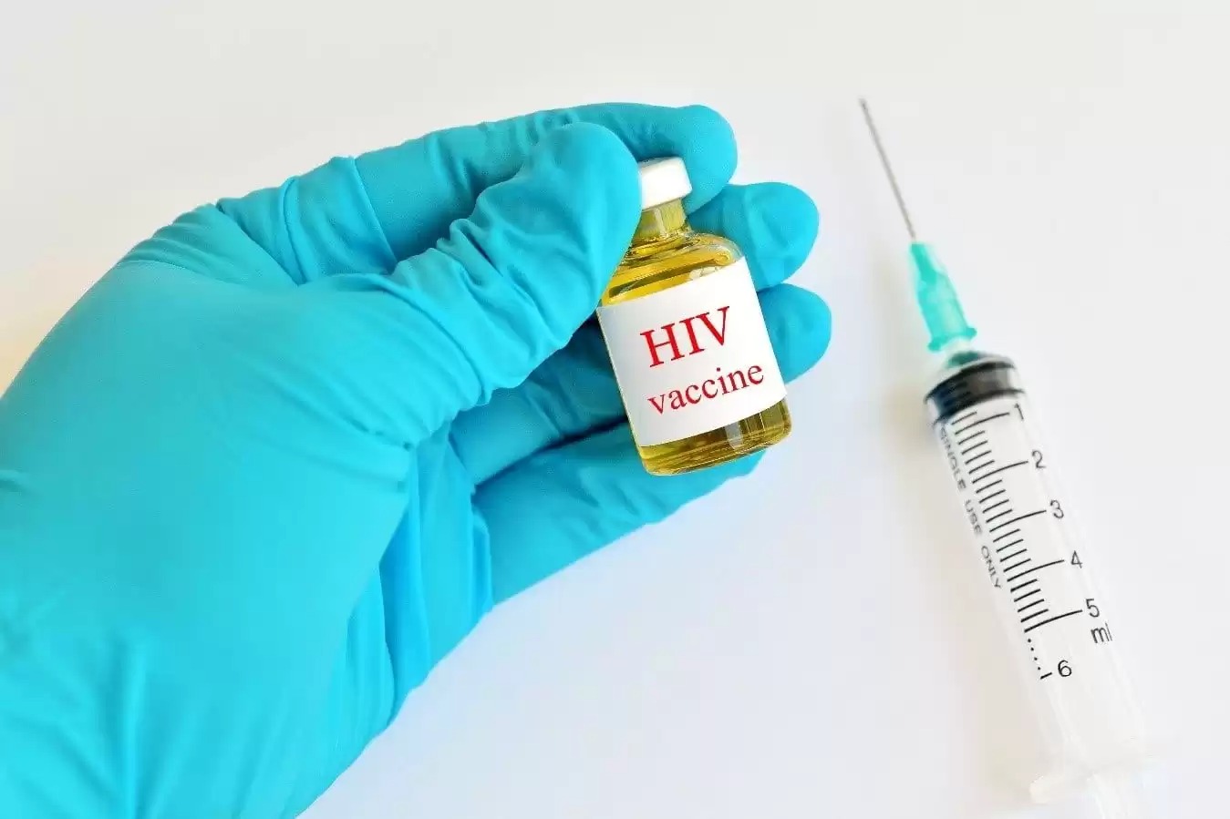 Vacuna contra el VIH alcanza la fase 3 y tiene alta eficacia