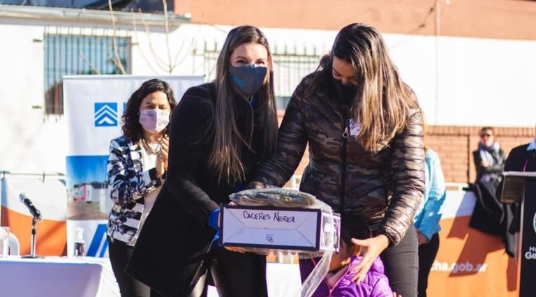 Se puso en marcha el programa “Mujeres en obra” en General Acha: “Es importante saber que las chicas van a trabajar en un urbanismo con perspectiva de género”