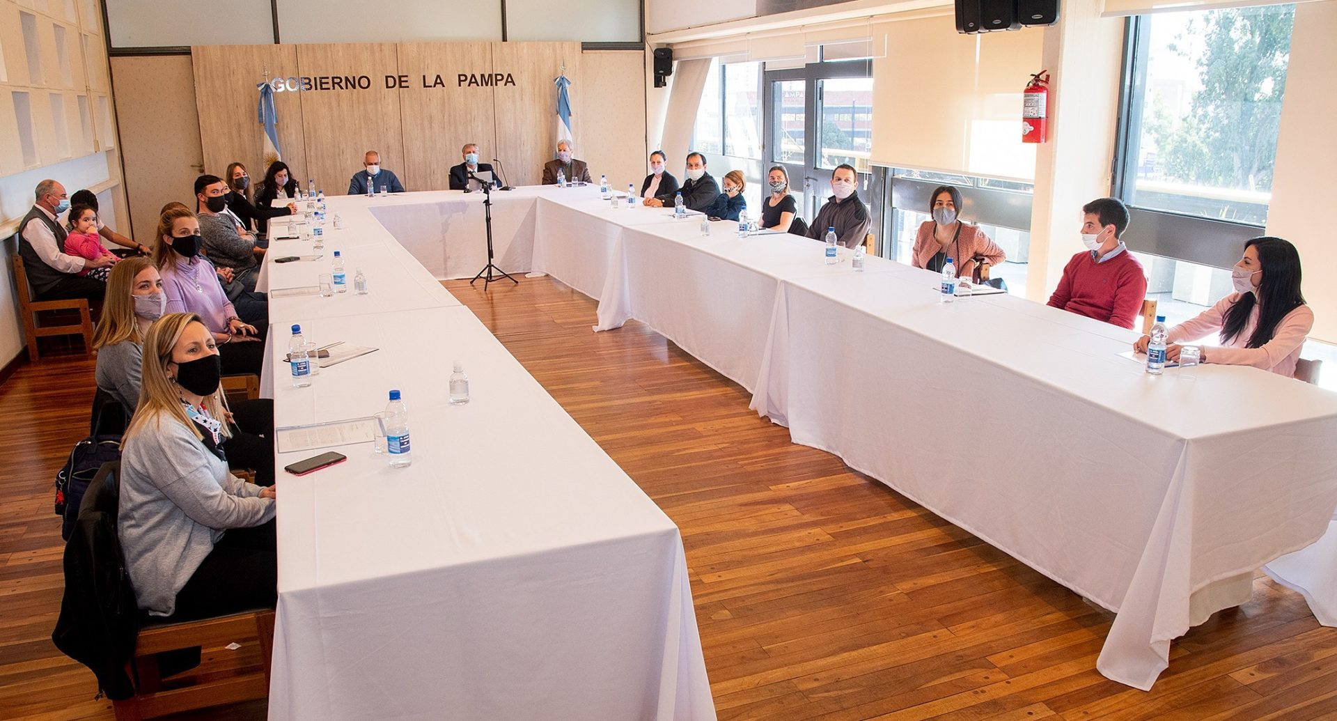 “Casa Propia”: Doce familias pampeanas recibieron este beneficio durante un acto encabezado por el gobernador Sergio Ziliotto