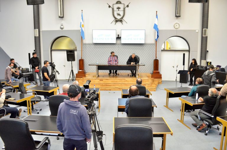 Grabación del programa especial “Los olvidados del agua”: “será un latido poderoso de nuestro pueblo pampeano”, celebró Mariano Fernández