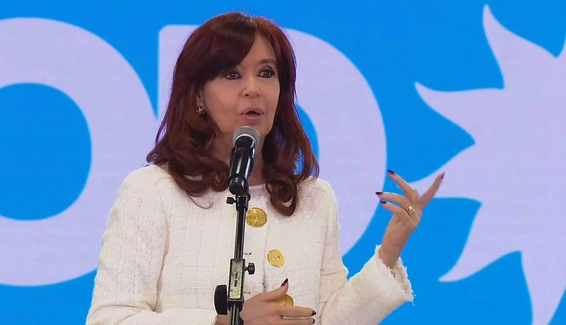 Cristina Kirchner apuntó a la oposición por el marketing político: “Con saltitos y coaching no vamos a ningún lado”