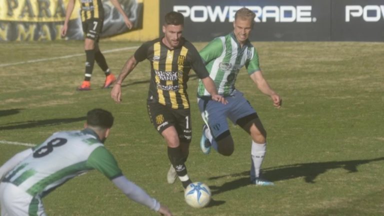 Federico Vasilchick le marcó un doblete a Olimpo de Bahía Blanca
