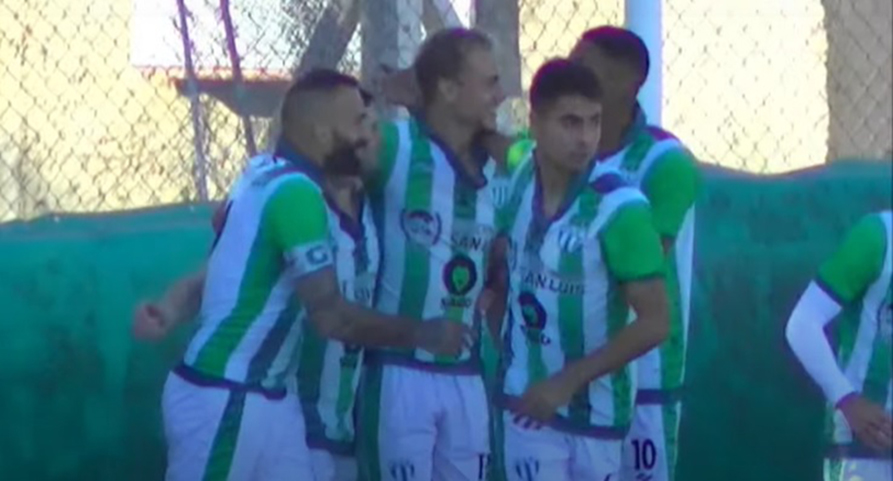 El piquense Federico Vasilchick volvió a convertir en la derrota de Estudiantes de San Luis frente al puntero Deportivo Madryn