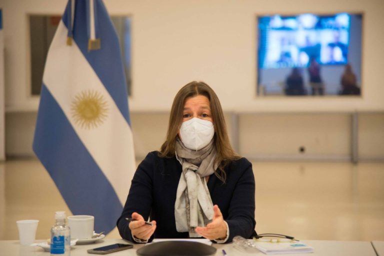 Sabina Frederic confirmó la existencia de “notas que dan cuenta de envío de material” bélico a Bolivia
