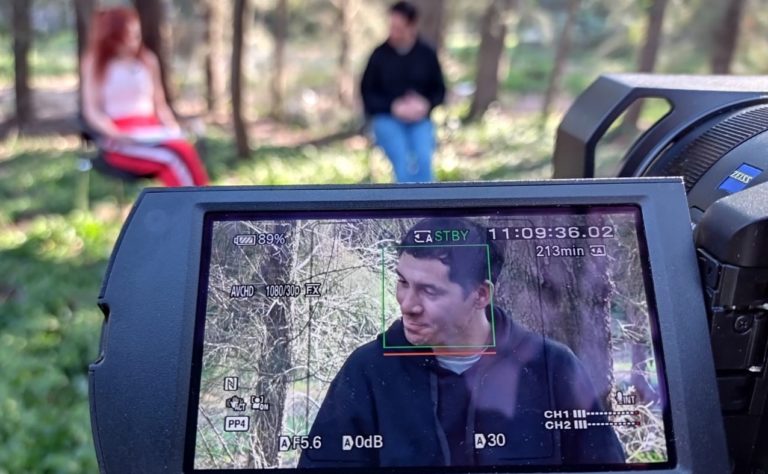 “Domingos en casa” presentará un unipersonal a cargo del actor Leandro Ghiglione