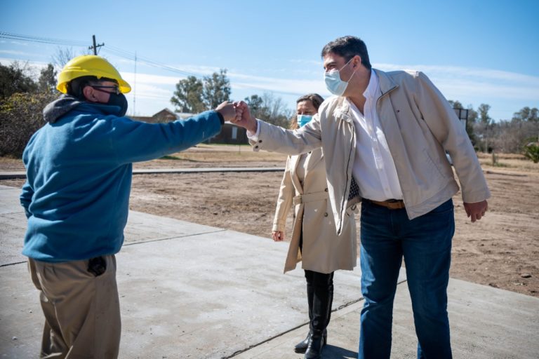 Bensusán de campaña se comprometió en apoyar mejoras en el sector productivo pampeano