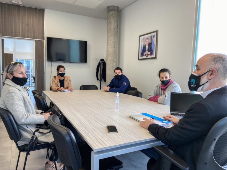Integrantes de la Fundación La Rosa visitaron el Concejo Deliberante