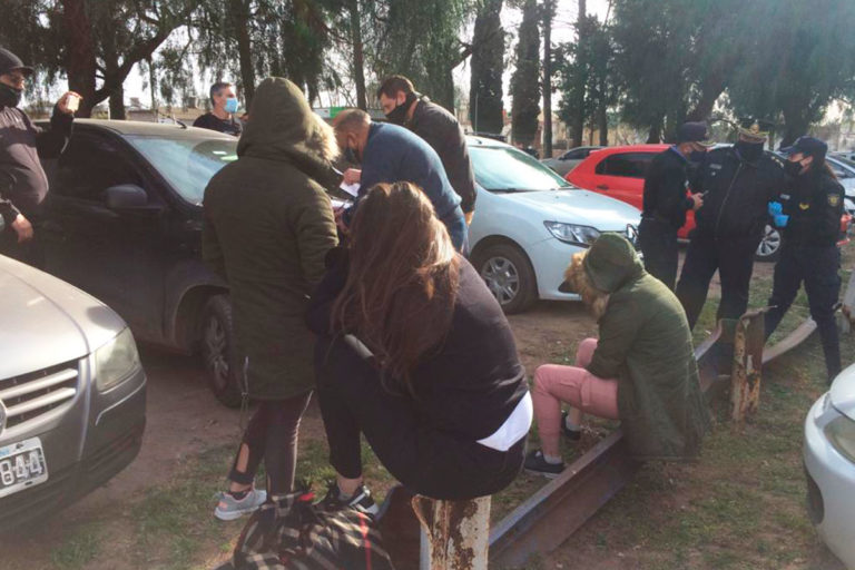 Estafas en La Pampa: Dos mujeres fueron condenadas por sustraer 5.600 dólares, 2.000 euros y 147.200 pesos; todo el dinero fue recuperado y entregado a las víctimas