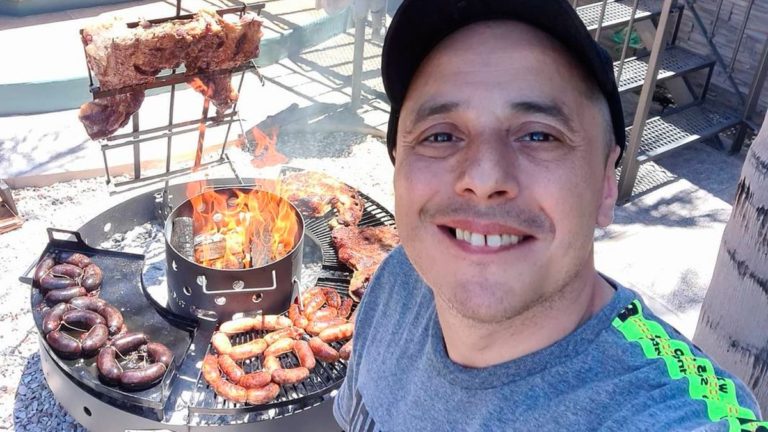¿”El Dipy” en modo candidato?: El cantante salió en defensa de la dictadura militar y aseguró que “hay que echar al Gobierno”