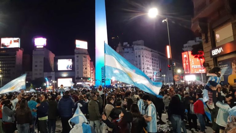 Gollan cuestionó los festejos en el Obelisco por la Copa América: “No son las imágenes que nos gustan”