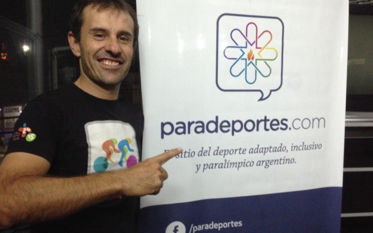 El piquense Martín Ferrari, técnico del equipo argentino paralímpico de ciclismo, aseguró que se puede luchar por una medalla