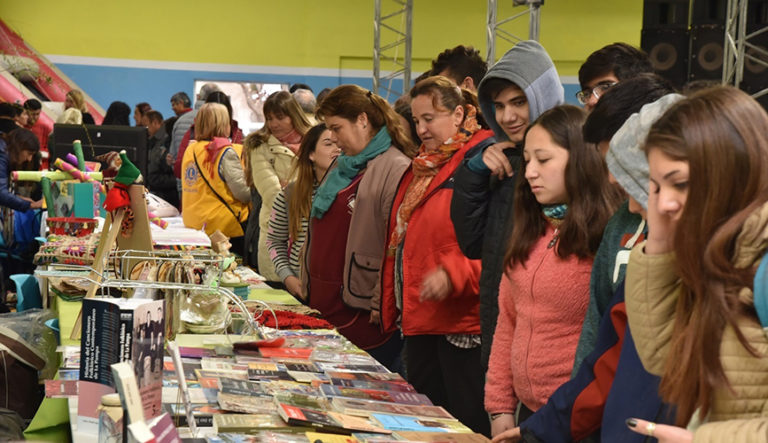 Abren convocatoria a escritores que quieran participar de la Feria del Libro 2022