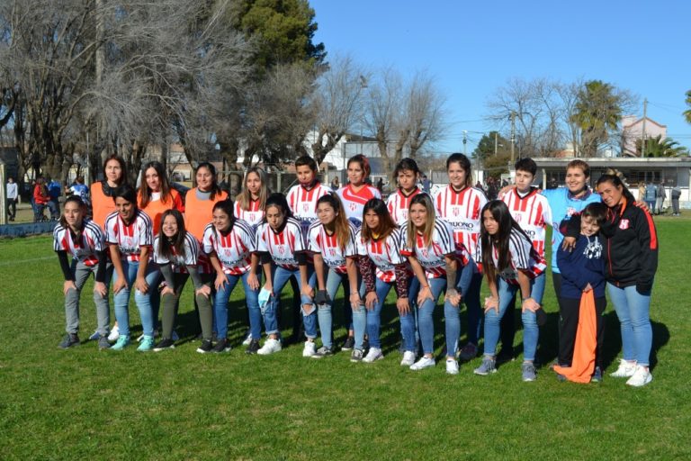 Fútbol femenino de la Liga Pampeana: Golearon Costa Brava y Pico FBC