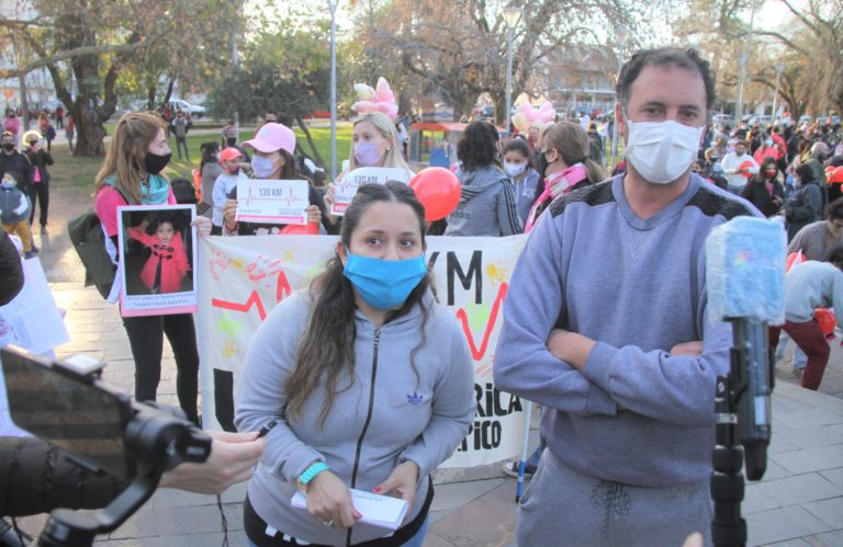 Los padres de Mateo Seia celebraron el gran apoyo en la convocatoria: “Es merecido por todo el esfuerzo que se está haciendo, nunca sabes cuando podes necesitar una terapia infantil para tus hijos”