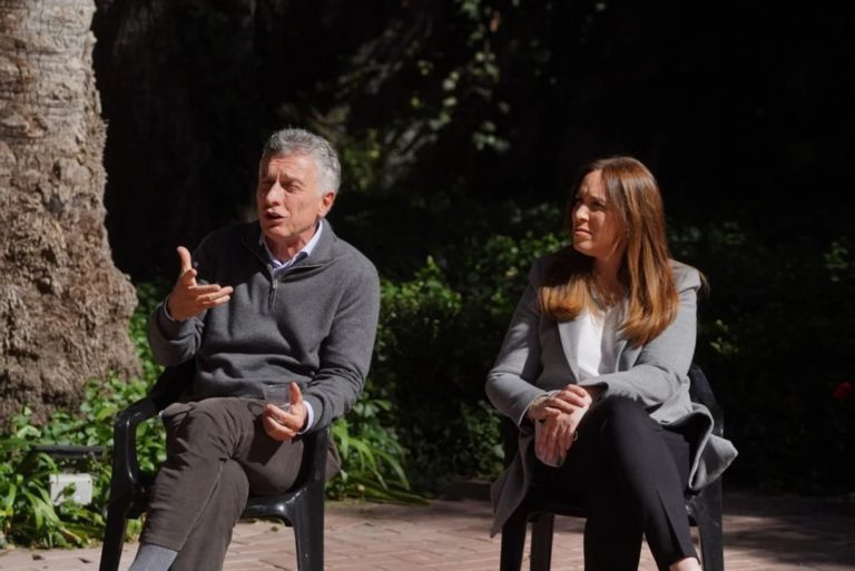 Mauricio Macri empezó la recorrida de cara a las PASO junto a María Eugenia Vidal: “Vengo a decirle basta al atropello y a la mentira, hay que ir a votar”