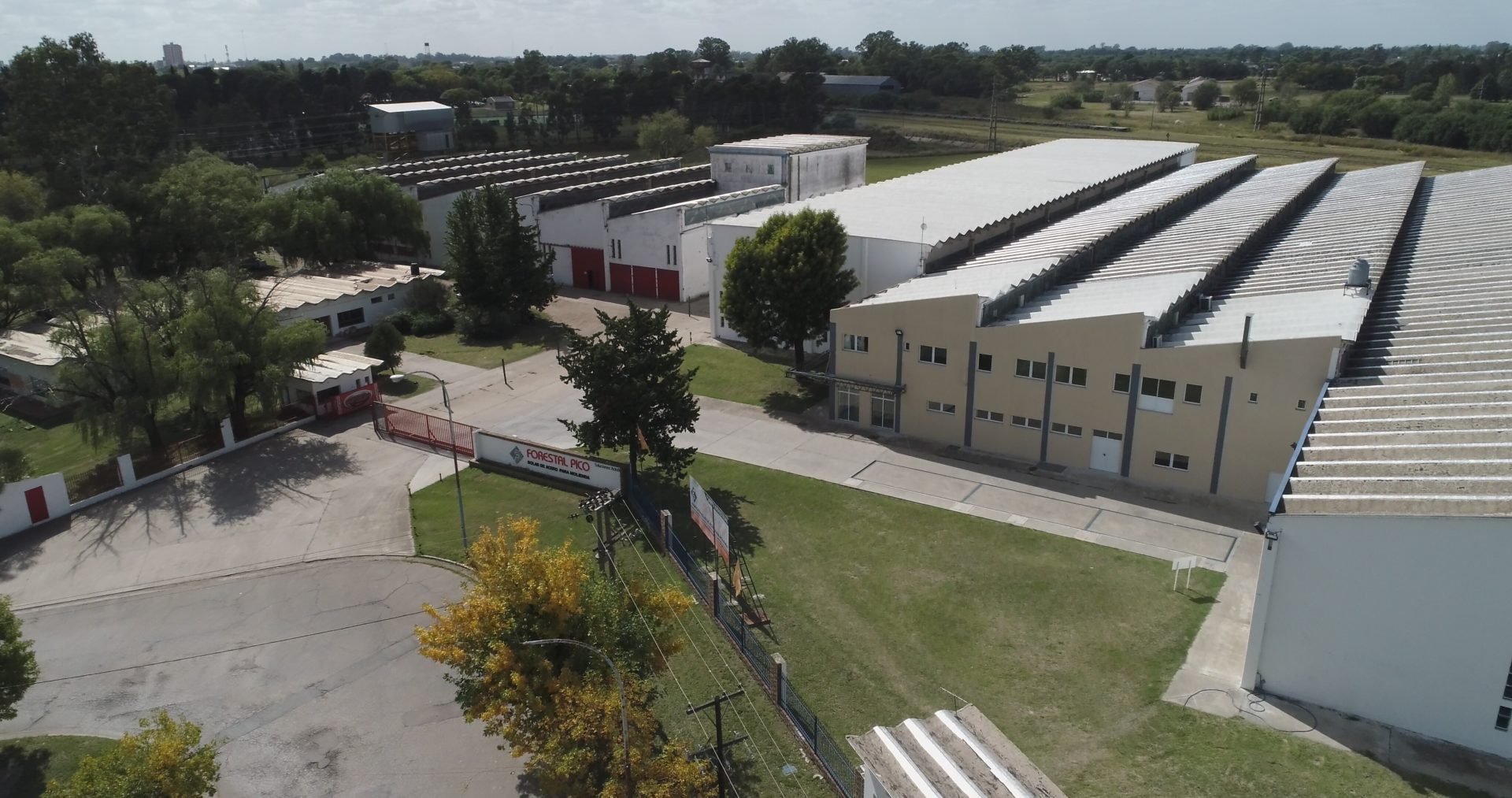 Radicación de nuevas empresas en el Parque Industrial: La intendenta aseguró durante la elección de las mismas primo la posibilidad de generar nuevos puestos de trabajo