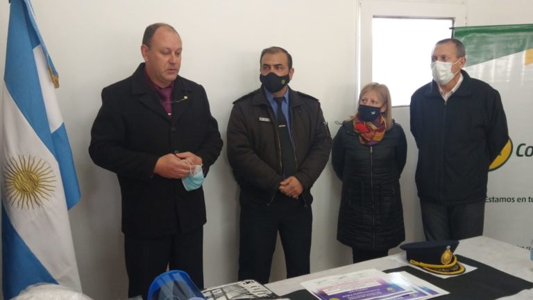 CORPICO donó materiales para el área de siniestros viales: “Esta acción solidaria hará que los efectivos trabajen seguros y con profesionalidad”