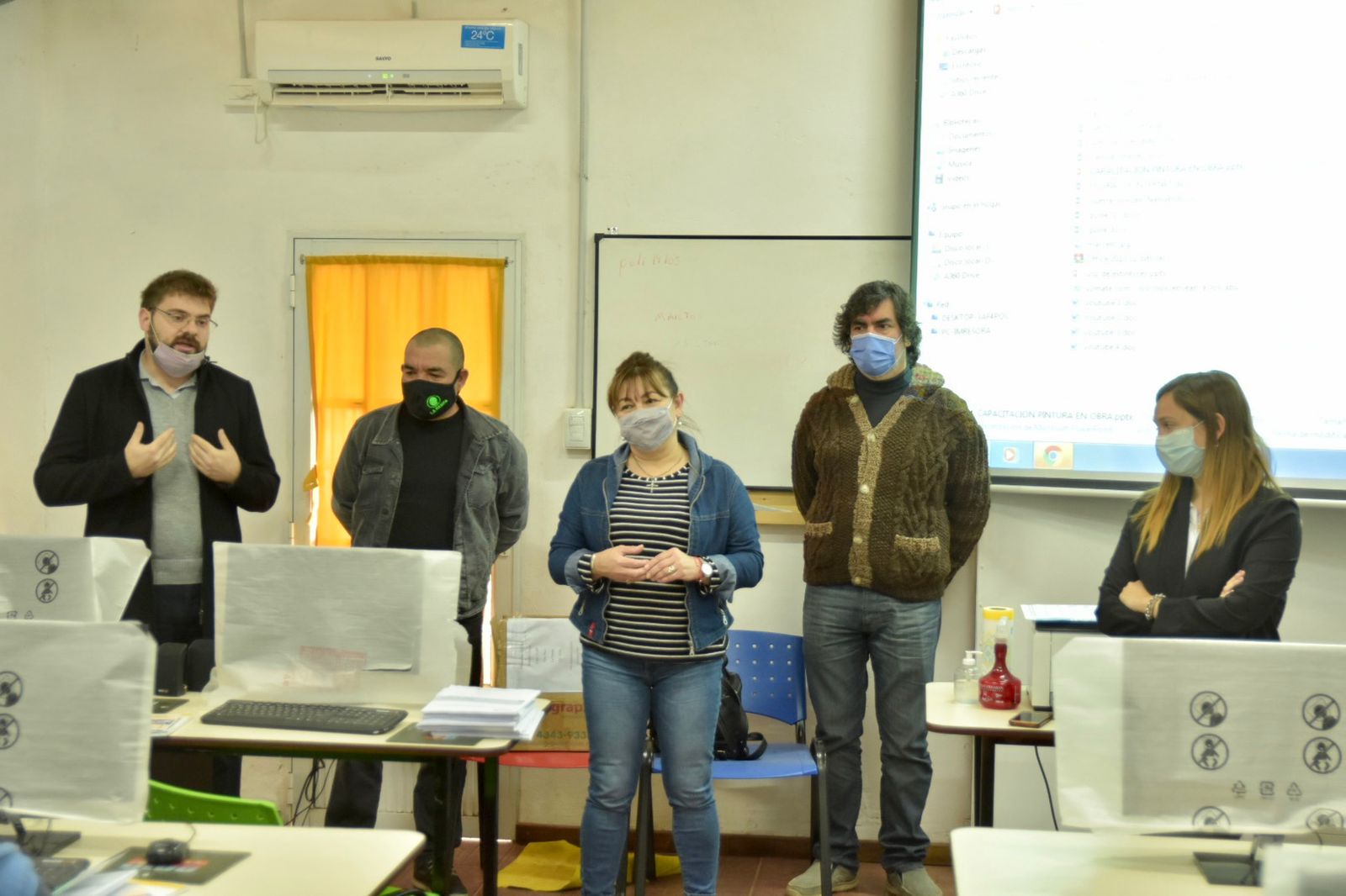 Jóvenes piquenses comenzaron cursos de formación en construcción