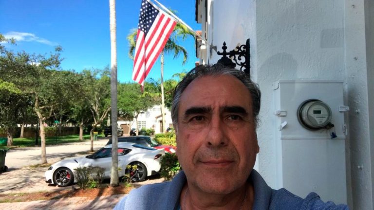 Es cordobés, está varado en Miami y se niega a pagar el PCR en Ezeiza: “No voy a abonar, haré la cuarentena en el aeropuerto”