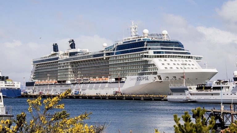 Habilitan la reanudación de la actividad de los cruceros a partir del 20 de octubre