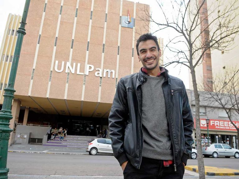 Juan Manuel Losarcos, el estudiante de la Universidad de La Pampa que forma parte del equipo que enviará un robot a la luna