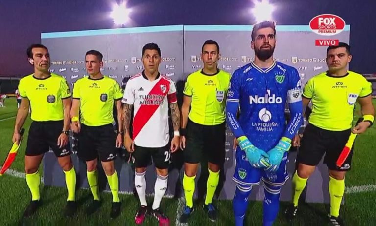 Franco Morón, de la Liga Pampeana, actuó como cuarto árbitro en el partido de River y Sarmiento de Junín
