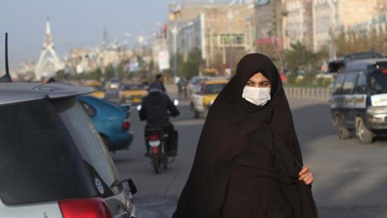 Cómo vivirán las mujeres en el régimen talibán: las 29 prohibiciones que deberán cumplir para evitar atrocidades