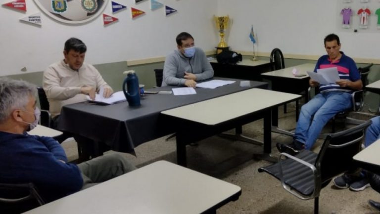 El Gobierno acordó con las ligas la capacidad de público que se habilitará en los torneos: Sería entre 200 y 400 personas