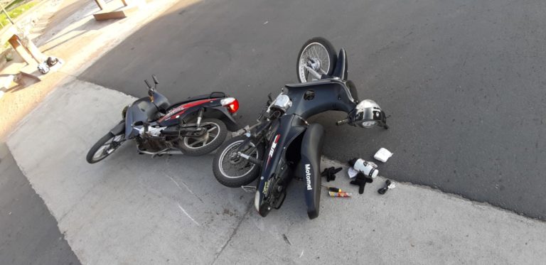 Chocan dos motos y trasladan un nene de dos años al hospital