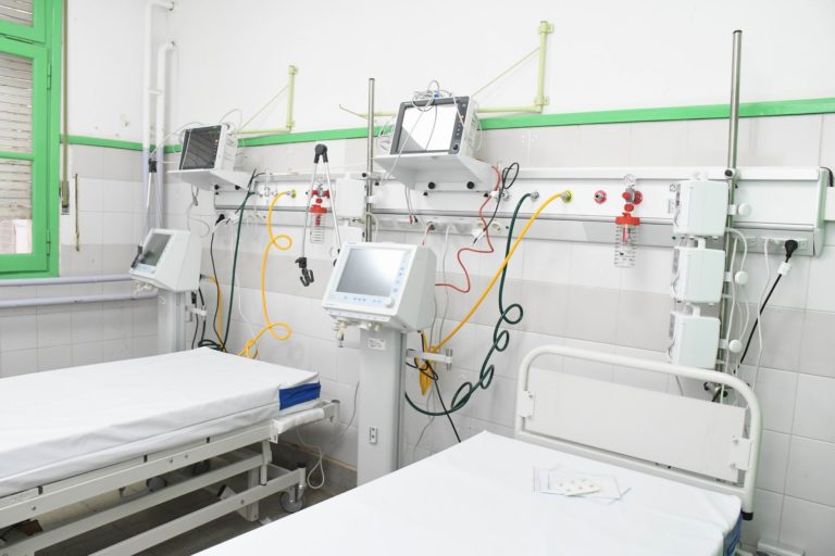 Salud concentrará y potenciará los recursos de terapia intensiva en el Lucio Molas