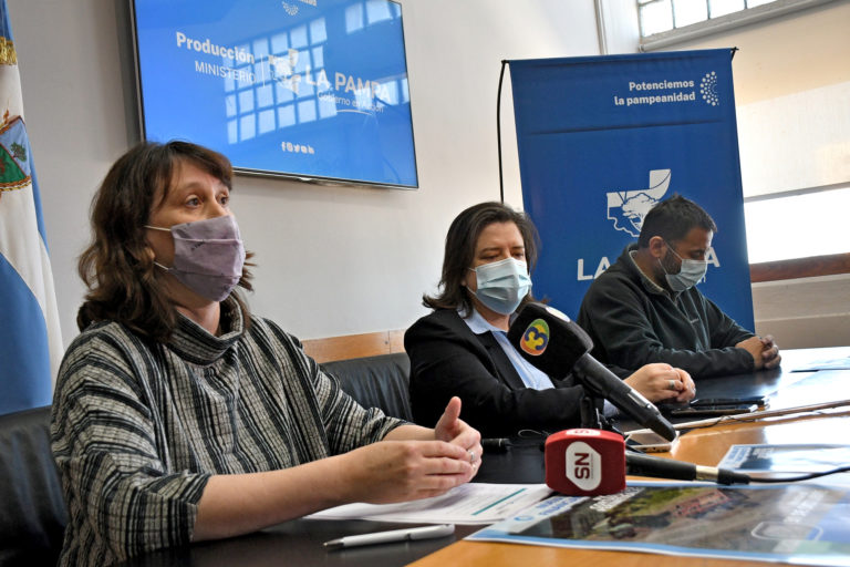 Producción anunció créditos para picadas cortafuego perimetrales