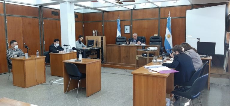 General Pico: comenzó el juicio contra un hombre por amenazas, tentativa de homicidio y prender fuego un auto