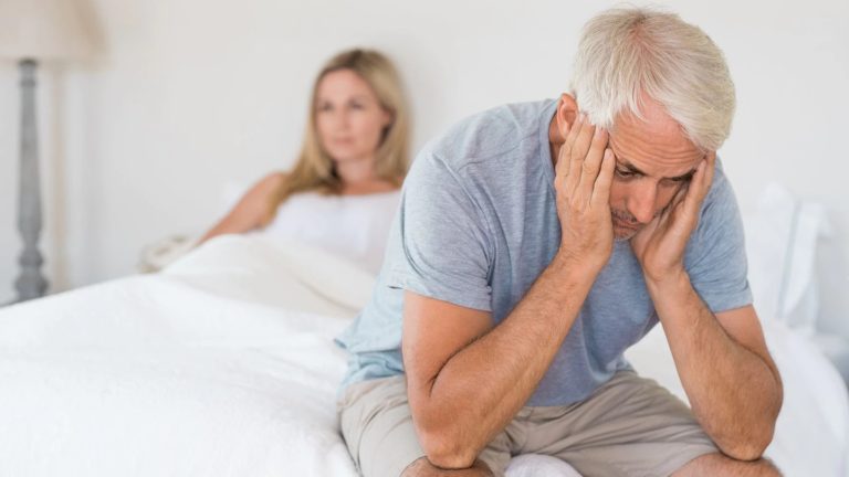 El COVID-19 podría afectar la fertilidad y causar disfunción sexual masculina