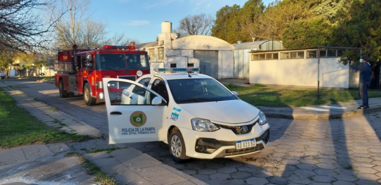 Por un principio de incendio una dotación de Bomberos acudió a los Mini Hogares
