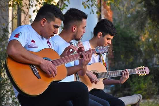 Esta noche se presenta el grupo Herederos Pampeanos en MEDANO