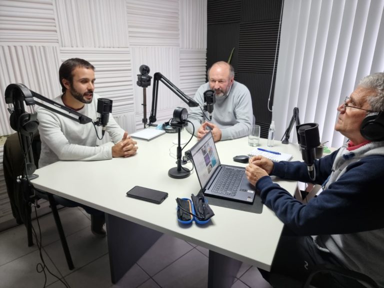 “Queremos declarar a la educación un servicio público esencial y que las evaluaciones aprender tengan fuerza de ley”, sostuvieron Kroneberger y Maquieyra