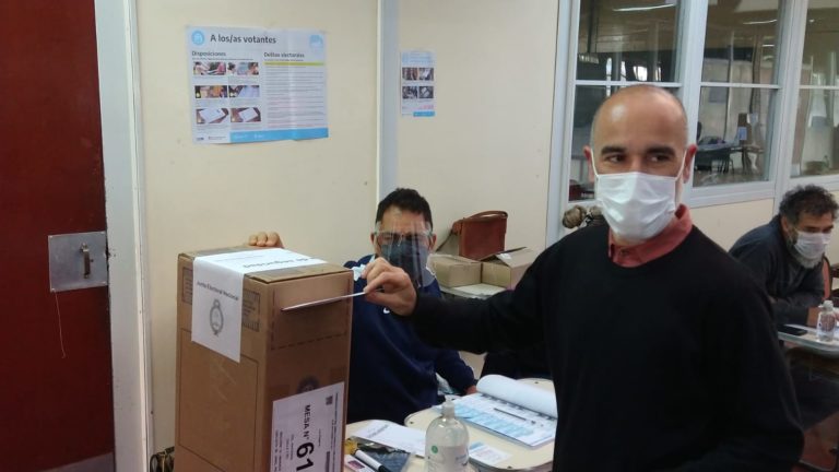 El viceintendente de Pico pasó por las urnas y expresó “esperemos que la participación sea lo más alta posible”