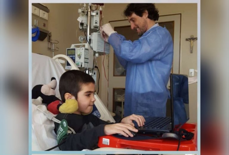Un niño piquense de 3 años fue diagnosticado con aplasia medular severa y una donante de Estados Unidos lo salvó