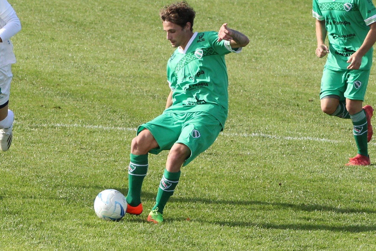 Joaquín Vivani habló sobre el presente de Ferro de Pico: “Estamos haciendo un gran trabajo durante la semana, el cuerpo técnico analiza muy bien a los rivales”