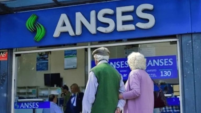 ANSES pagará bonos con reintegro en octubre: cómo consultar si me corresponde