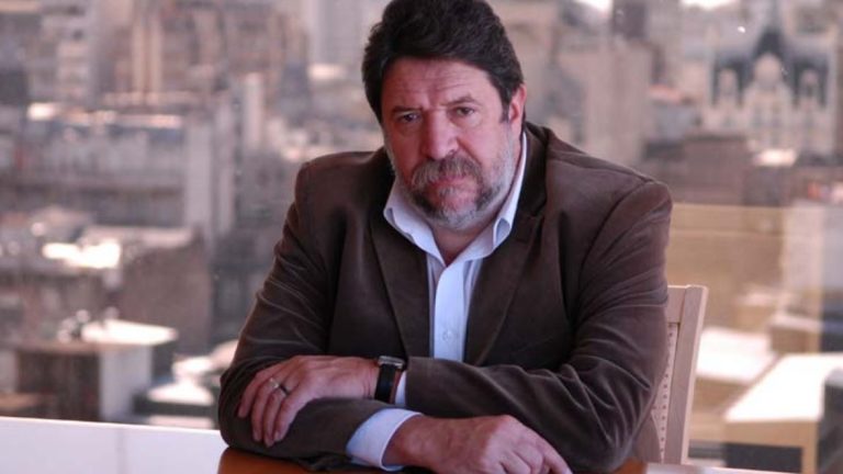 El director del Banco Nación propuso crear una nueva moneda que no se pueda pasar a dólar