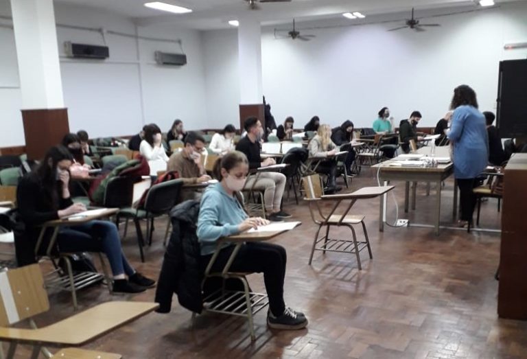 Se llevó a cabo la primera evaluación presencial en la Facultad de Ciencias Económicas y Jurídicas de la UNLPam