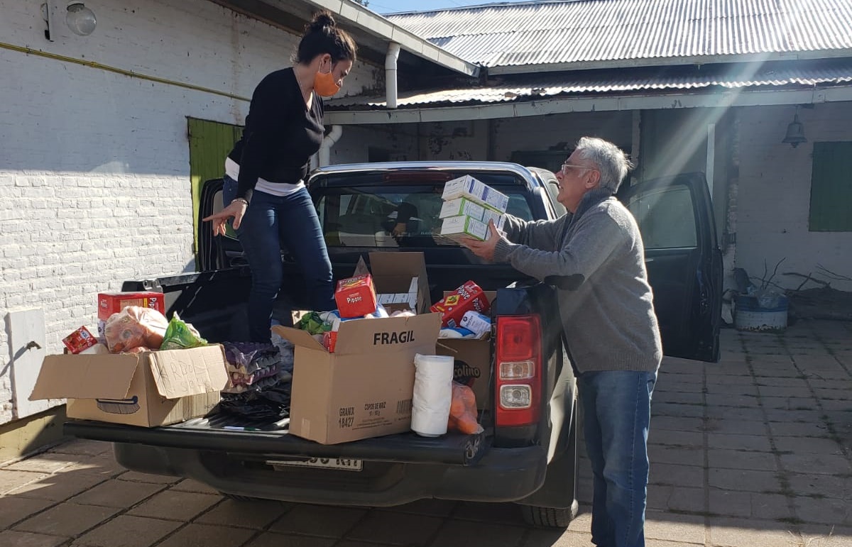Es piquense y recibió un reconocimiento por su labor en la pandemia como director de la Escuela Hogar de Árbol Solo