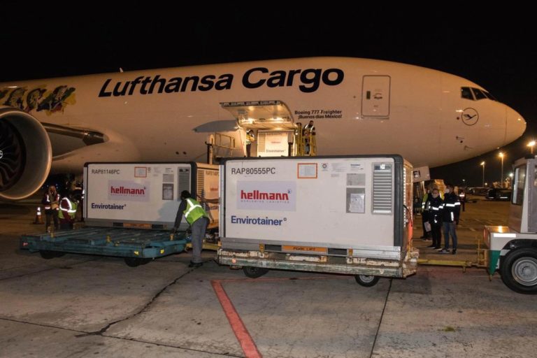 Llegaron más de 1,2 millones de dosis de Sinopharm para sumar al Plan de Vacunación